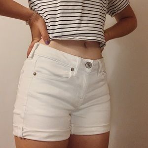 American Eagle Super Stretch Short Shorts